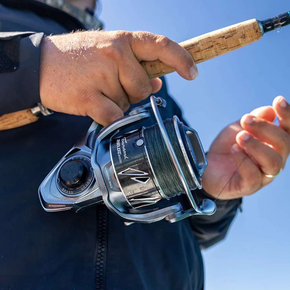 Tsunami Shield II 3000 Spinning Reel – Art's Tackle & Fly